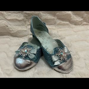 ❄️ Frozen // Elsa dress-up shoes